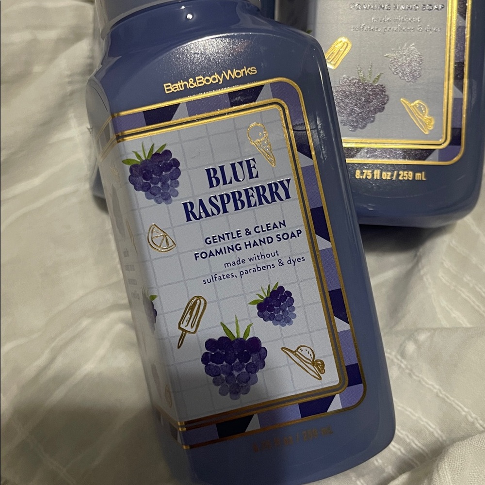 NEW- Bath & Body Works. Blue Raspberry - Picture 2 of 3
